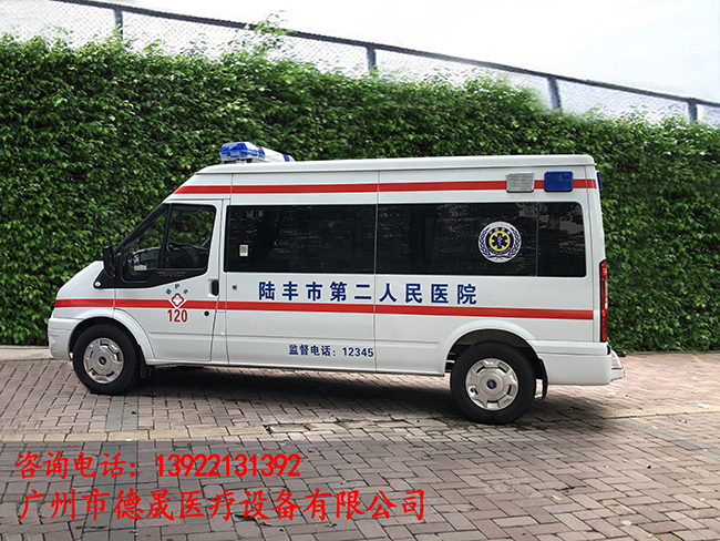 全顺V348救护车