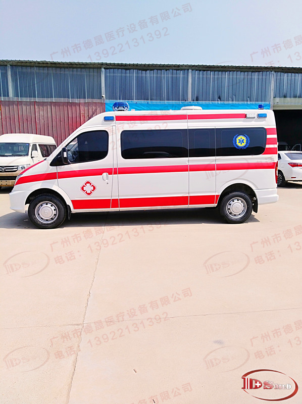聚尘王牌HNY5049XJHS6型国六标准救护车车型